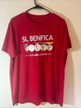 SL Benfica Red Graphic Tee